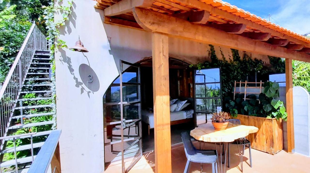 Les Terrasses Suites Calheta  Exterior photo