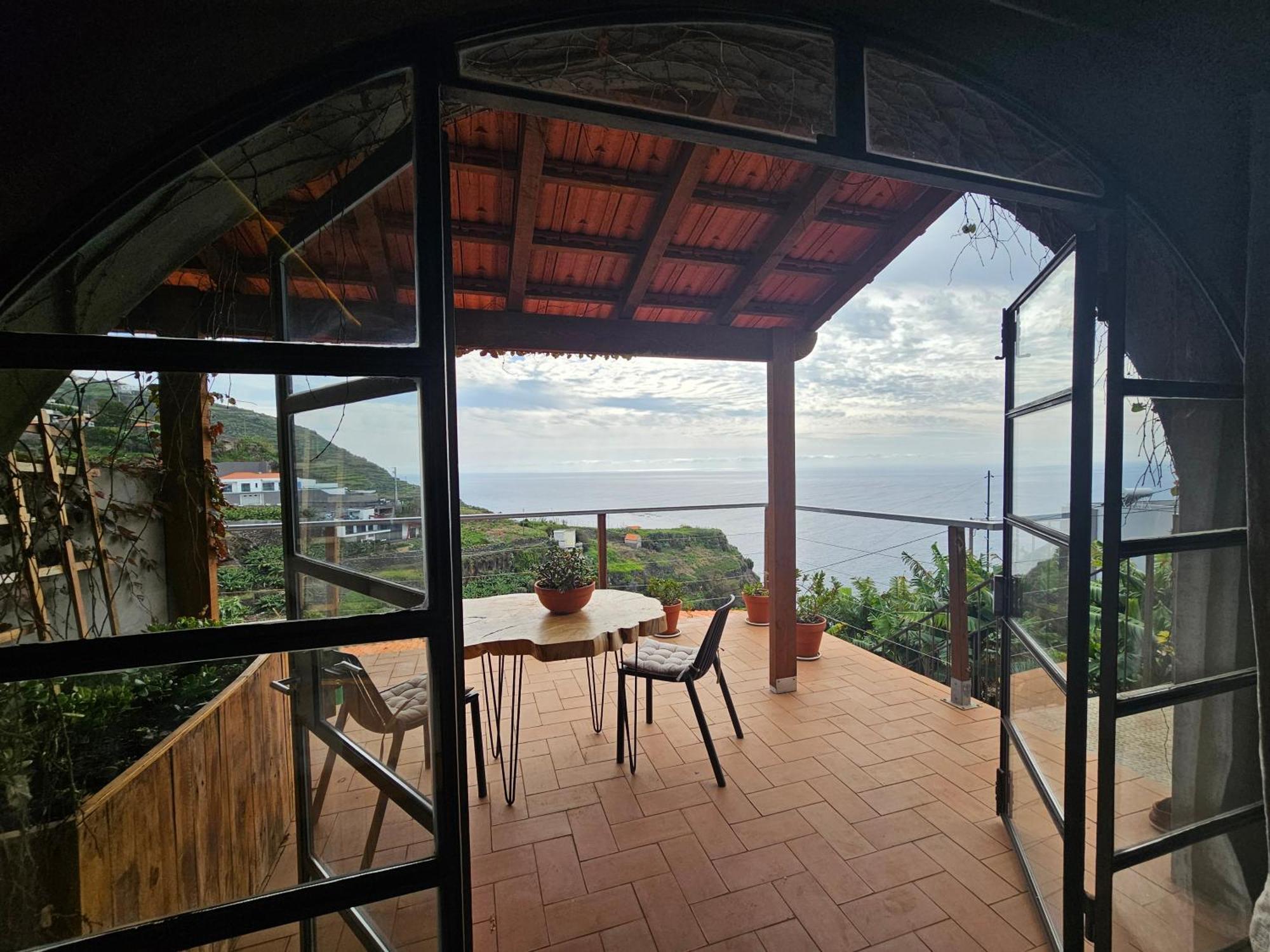 Les Terrasses Suites Calheta  Exterior photo