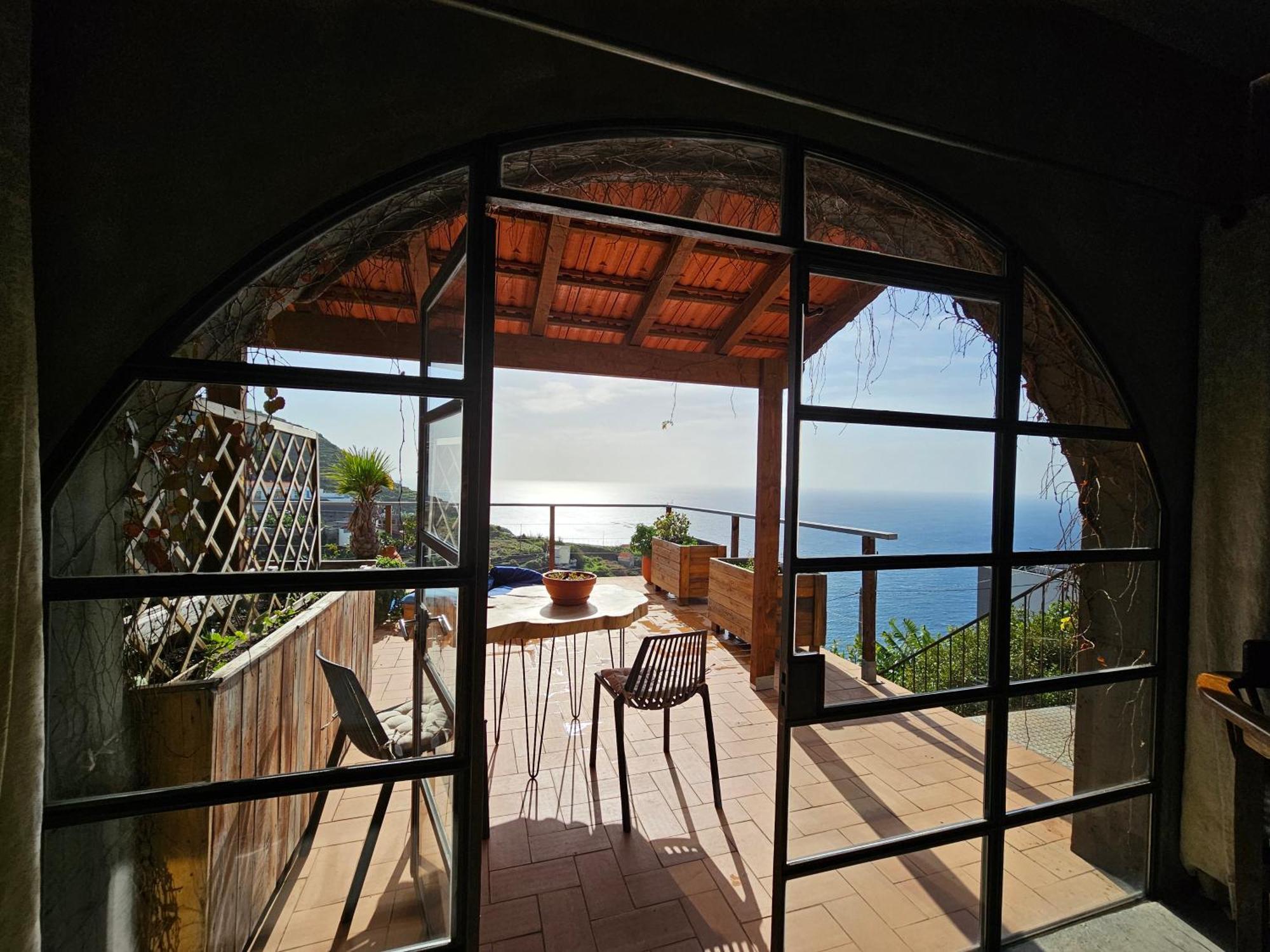 Les Terrasses Suites Calheta  Exterior photo